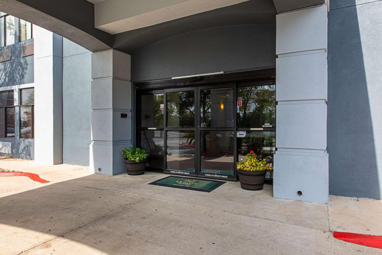 Quality Suites Austin Extérieur photo