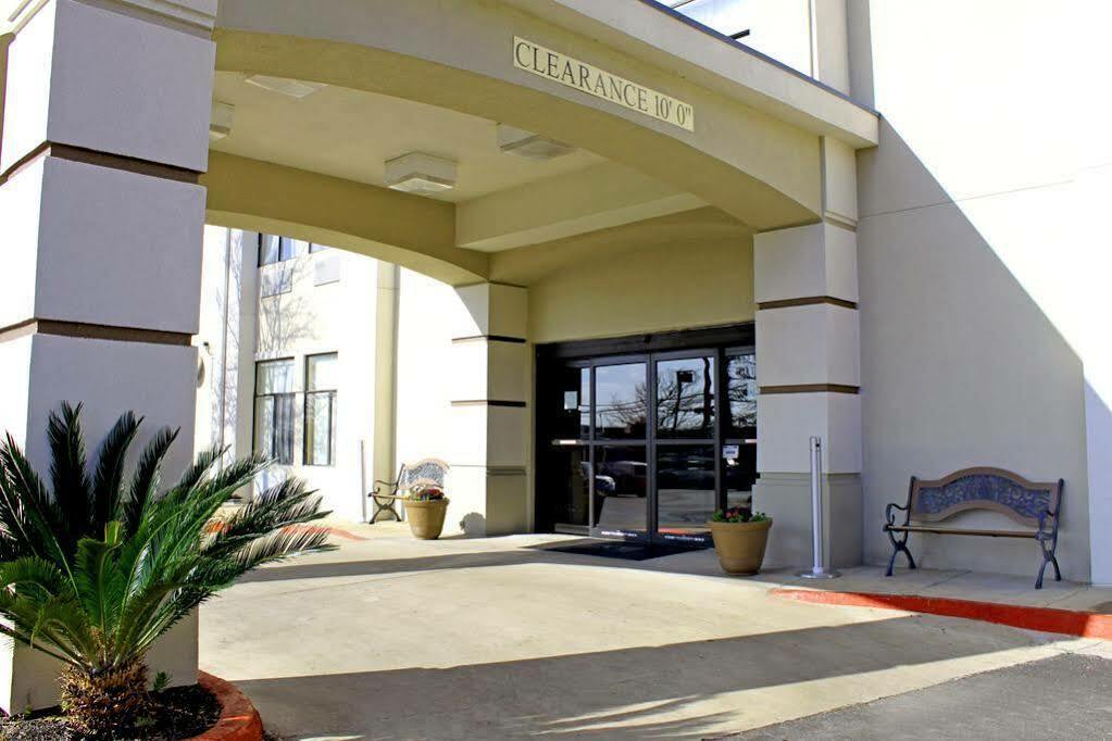 Quality Suites Austin Extérieur photo