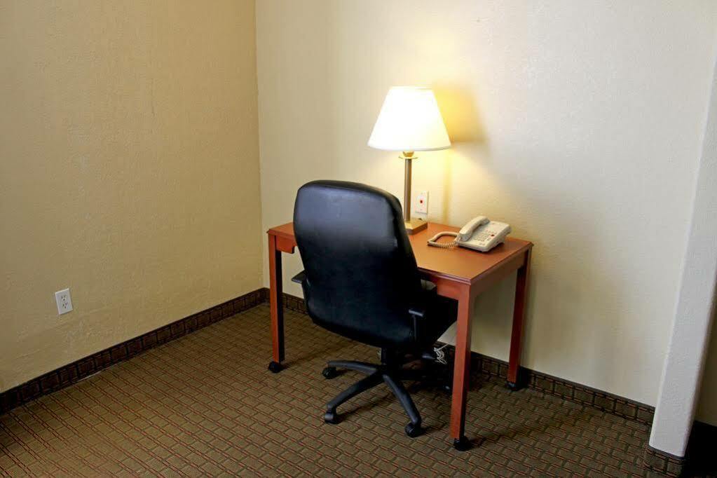Quality Suites Austin Extérieur photo